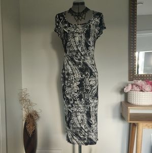 Light and flirty knee length dress